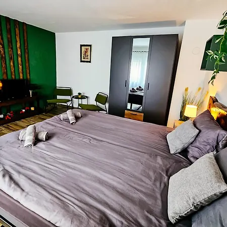 Timeout Apartment *